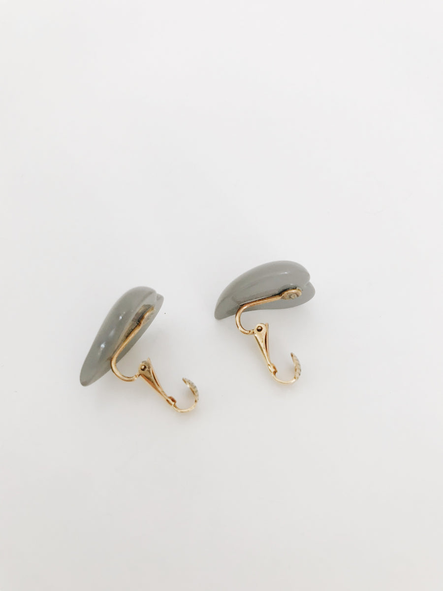 arlee park vintage grey clip-on earrings in a leaf shape