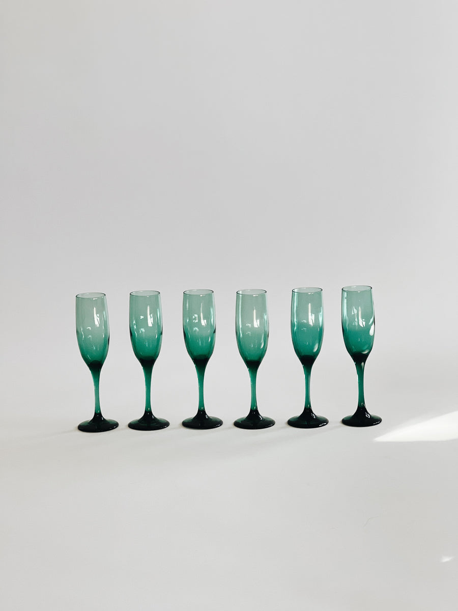 Emerald Champagne Flutes